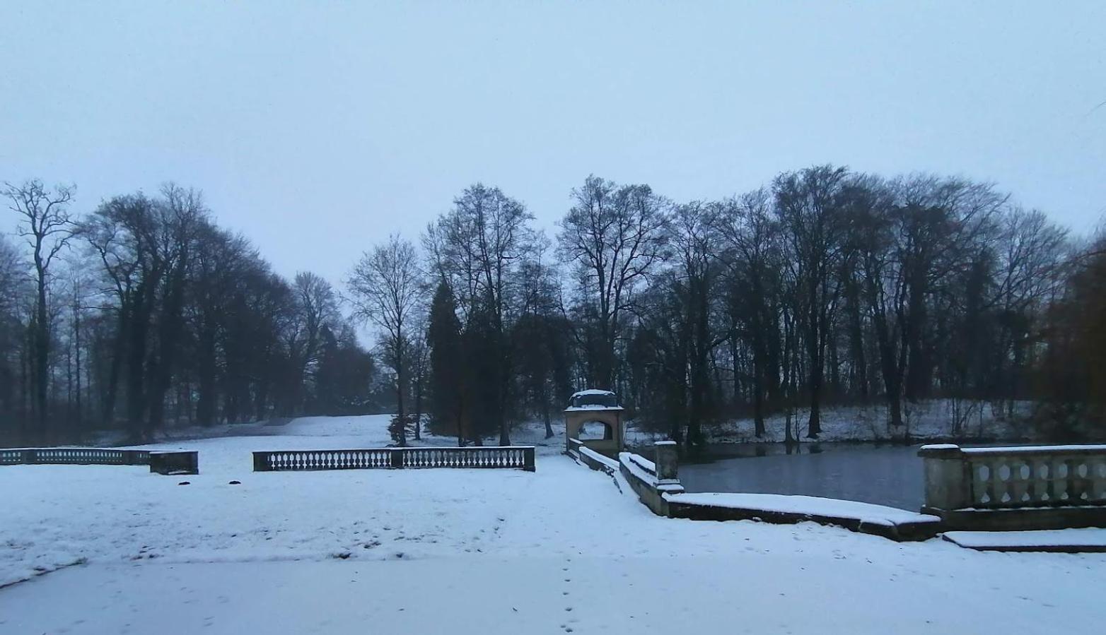 Jagdschloss-Bellin Bellin  Bagian luar foto