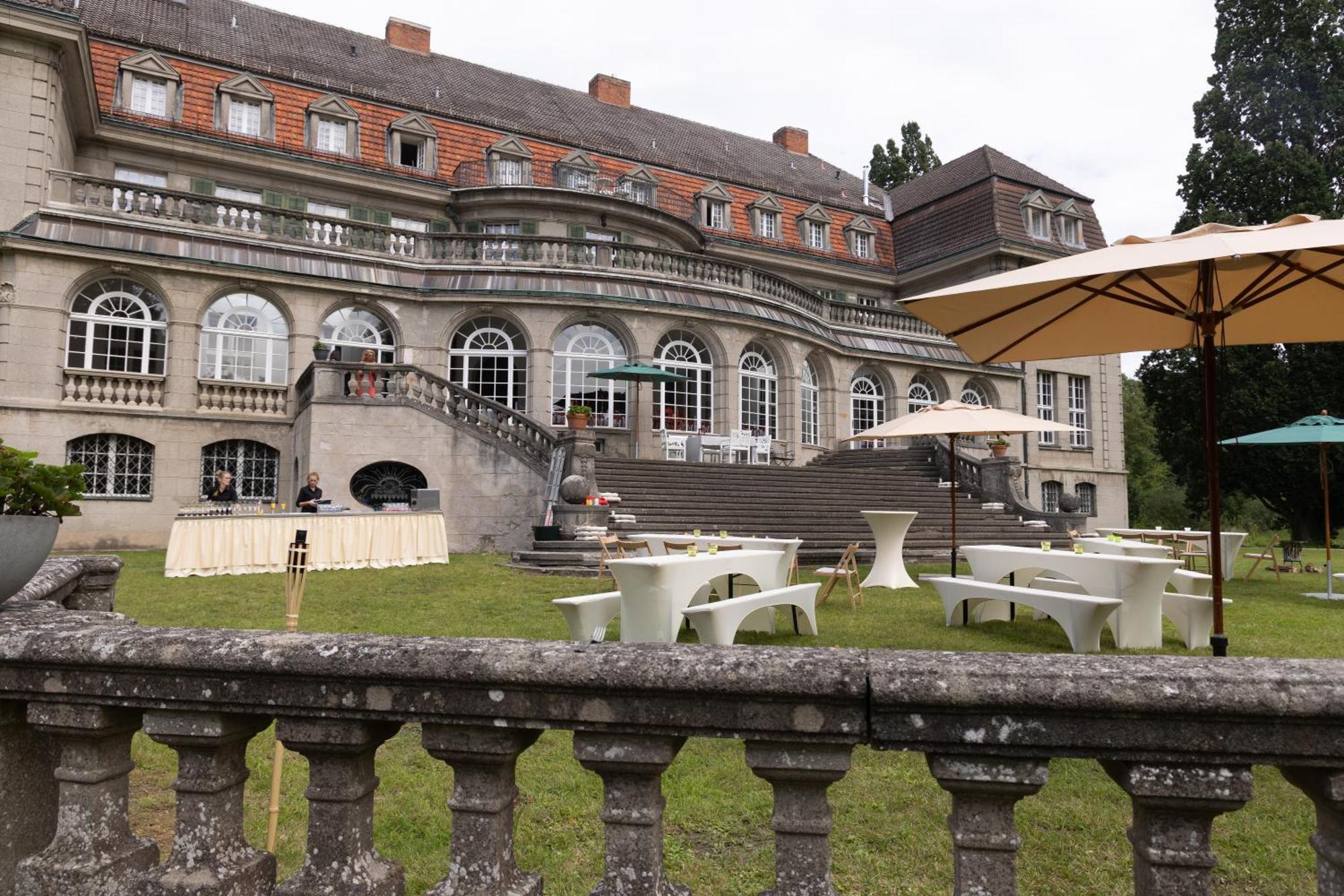 Jagdschloss-Bellin Bellin  Bagian luar foto