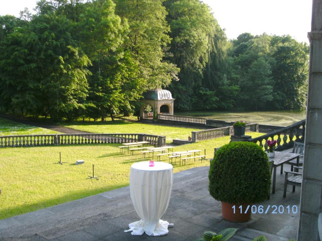 Jagdschloss-Bellin Bellin  Bagian luar foto